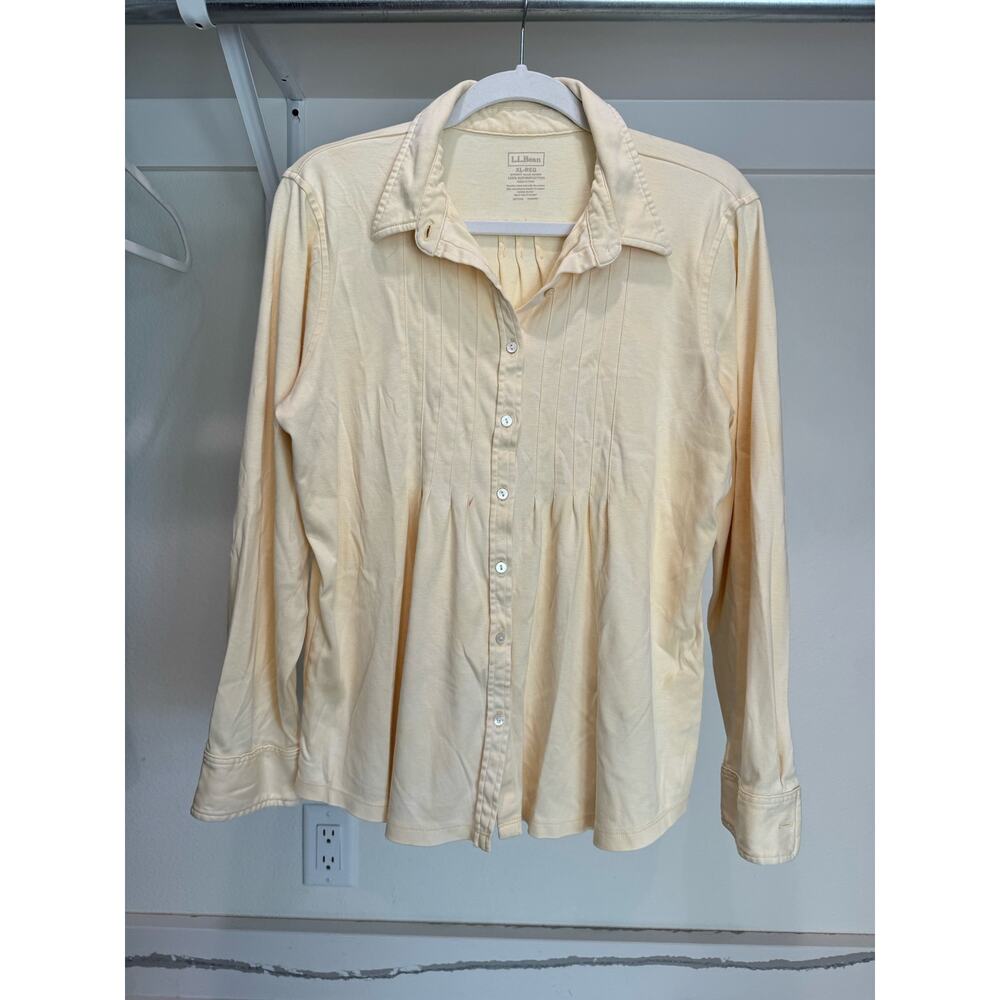 L.L. Bean 100% Supima Cotton Button Up Blouse Size‎ XL - few spots